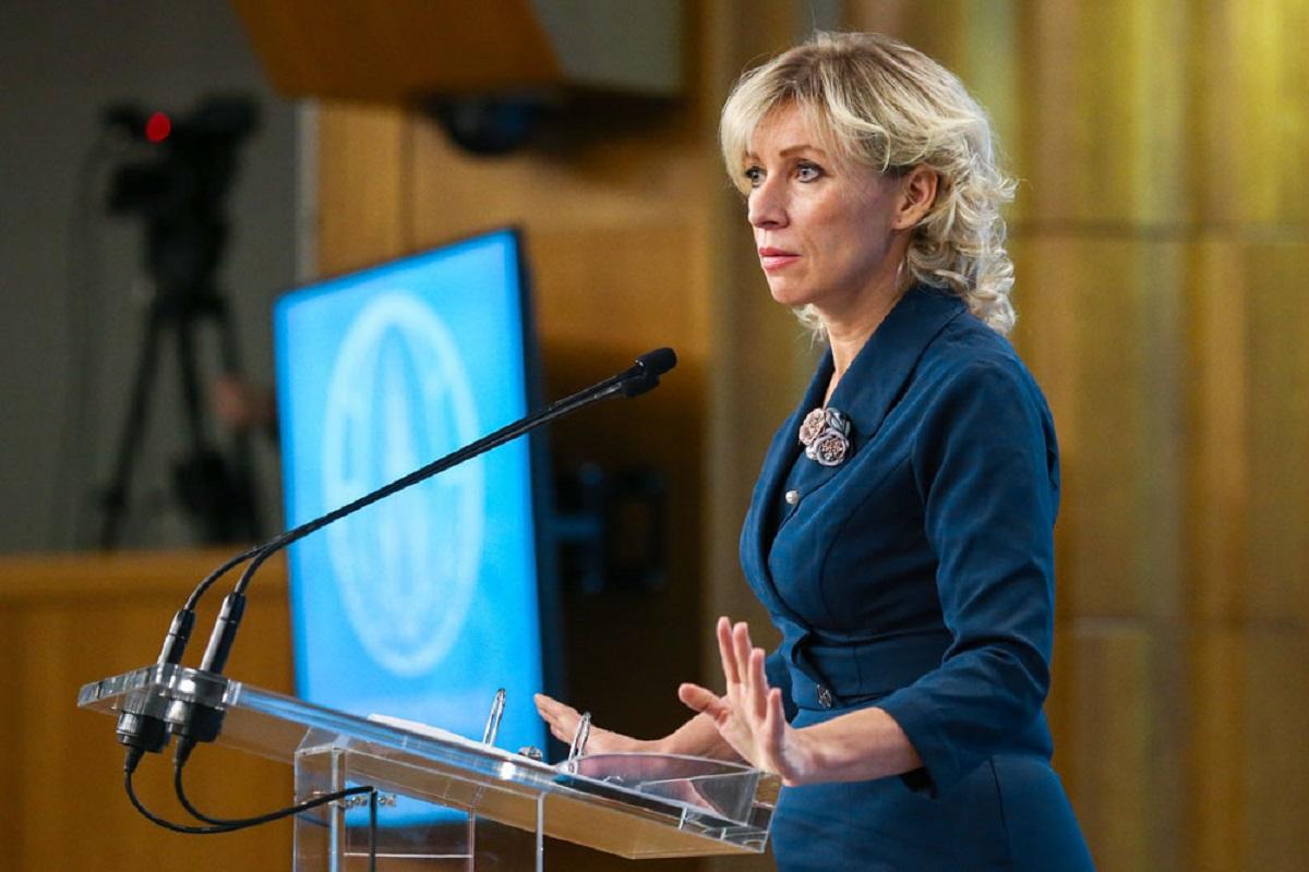 Захарова назвала обращение Макрона к нации весенним