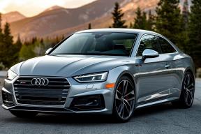 Параллельный импорт Audi из Китая: россияне раскупают Q5 и Q3 за 6 млн рублей