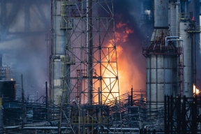 Пожар на Рязанском НПЗ после атаки дрона 1 мая