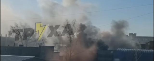 В Киеве на проспекте Бандеры произошел крупный пожар