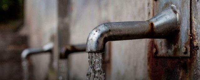 Ростовчане пожаловались на неприятный запах воды из крана