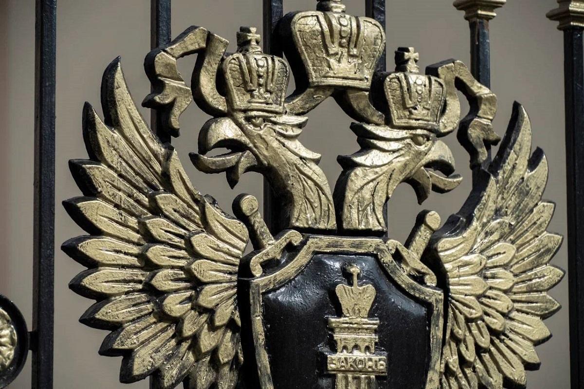 Российских чиновников уличили в обмане