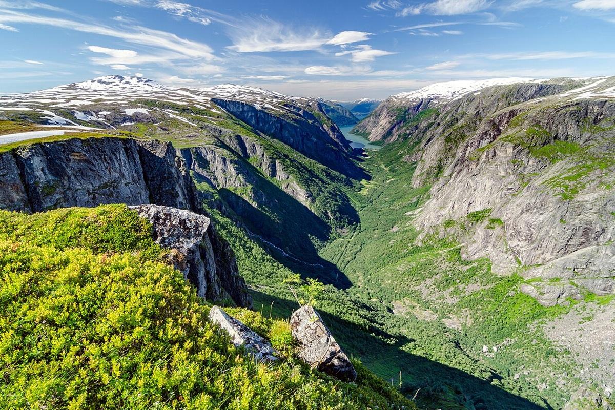 Шесть дней борьбы за жизнь: как американцу удалось выжить со сломанной ногой в горах Норвегии