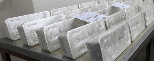 Ведущий производитель серебра в России Polymetal вынужден копить товар на складах