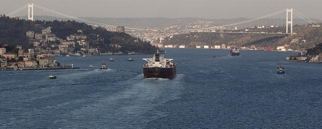 Турция хочет закрыть проливы Босфор и Дарданеллы из-за ситуации в Сирии