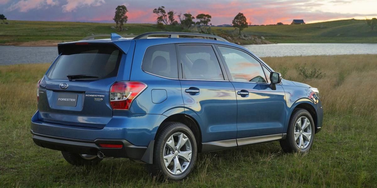 Стали известны российские цены на обновленный Subaru Forester