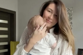 Анна Заворотнюк показала двухмесячного сына Марселя