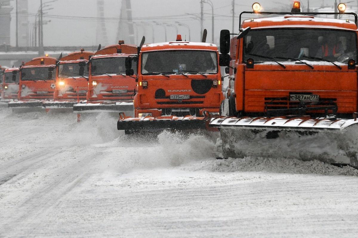 В Тюмени и Тобольске проверяют состояние спецтехники накануне холодов