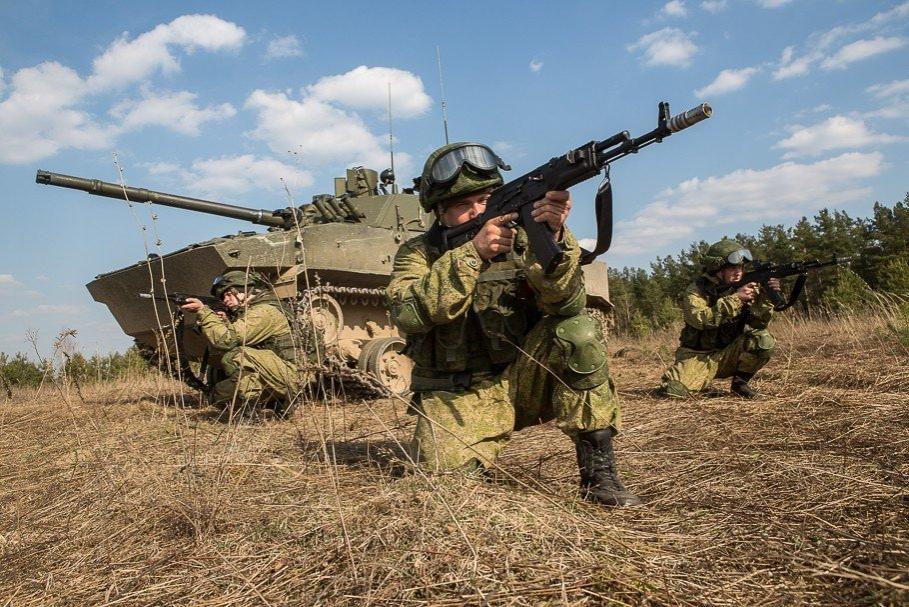 В Крыму в учениях десантно-штурмового горного соединения ВДВ примут участие 2000 человек