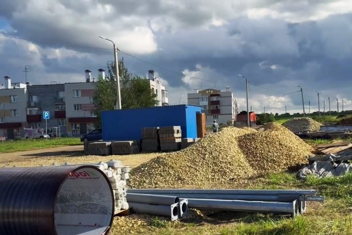 В Саранске началось строительство умной спортивной площадки