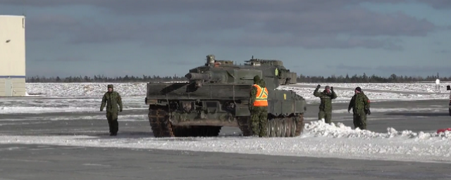 Министр обороны Канады сообщила об отправке Киеву двух танков Leopard 2