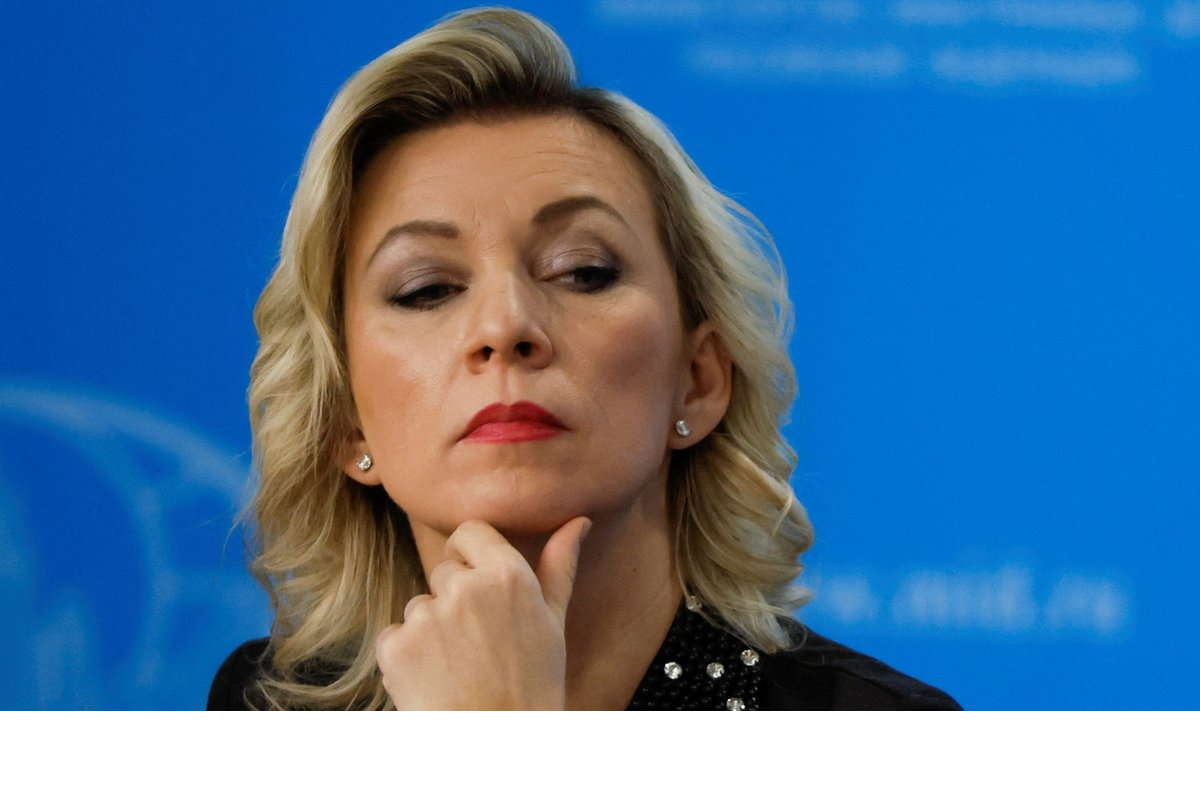 Захарова отреагировала на информацию Politico об нецензурных выражениях Байдена