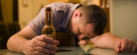 Петербуржцы создали петицию за запрет на продажу алкоголя по выходным