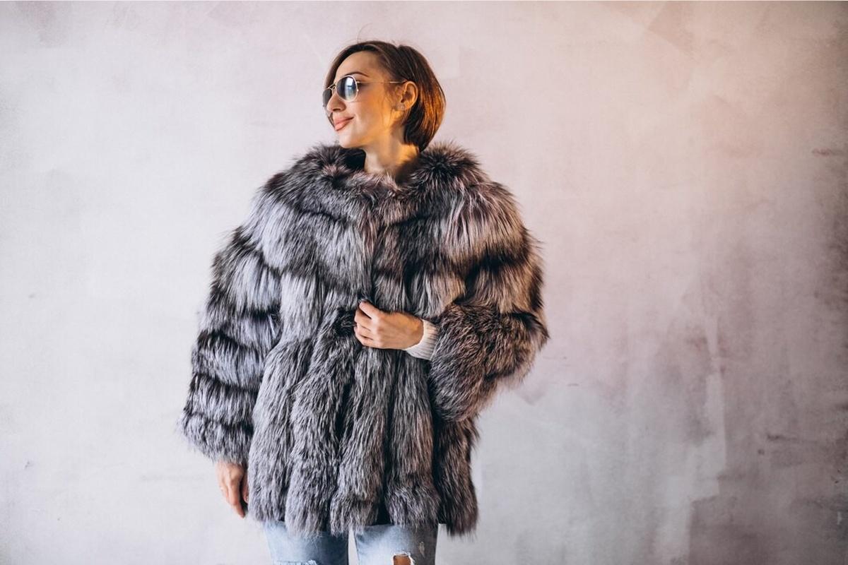 Назвали цену, за которую купили самую дорогую шубу в России (страна-террорист)