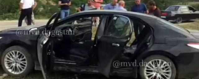 Тело убитого мужчины обнаружили в салоне автомобиля в Дагестане