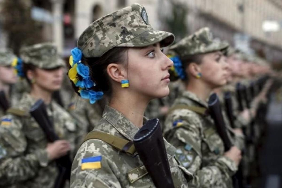 РИА Новости: Женщины в ВСУ подготовлены лучше мужчин – неожиданный вывод