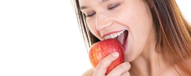 Корнельский университет: употребление яблок предотвращает рак молочной железы