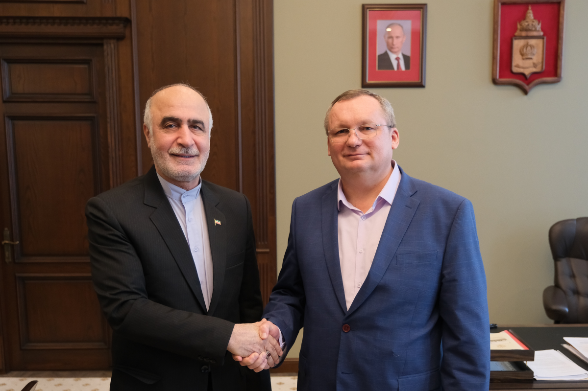 Председатель Думы Астраханской области Игорь Мартынов обсудил с Генконсулом Ирана перспективы сотрудничества и развитие коридора «Север – Юг»