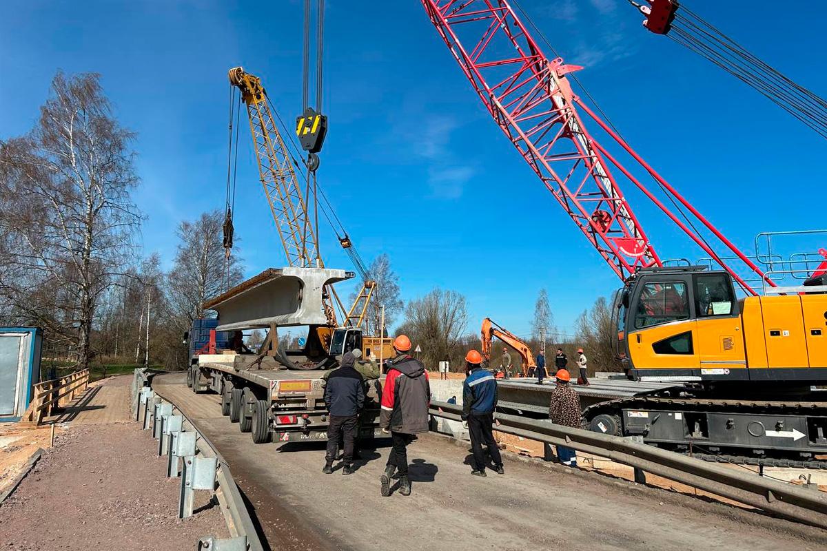 В Палкинском районе продолжается капремонт моста через Романовку по нацпроекту