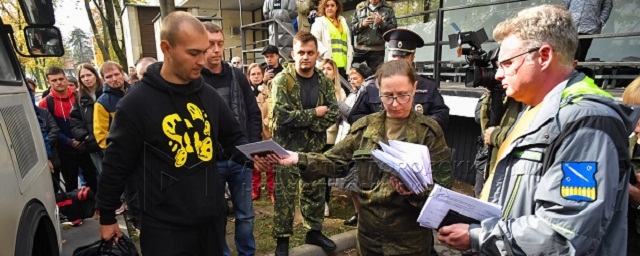 Мобилизованным из Вологодской области выплатят по 100 тысяч рублей и назначат ежемесячные выплаты