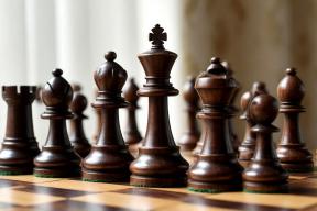 Новосибирскстат: более 5 тысяч женщин играют в шахматы в регионе