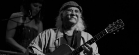 Гитарист Дэвид Кросби скончался в 81 год после продолжительной болезни