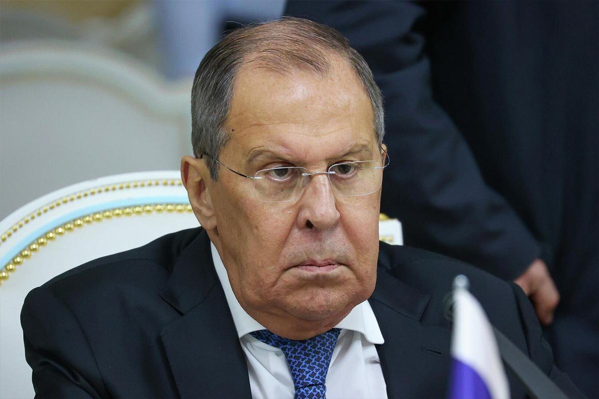 Лавров заявил, что Россия признает независимость Украины