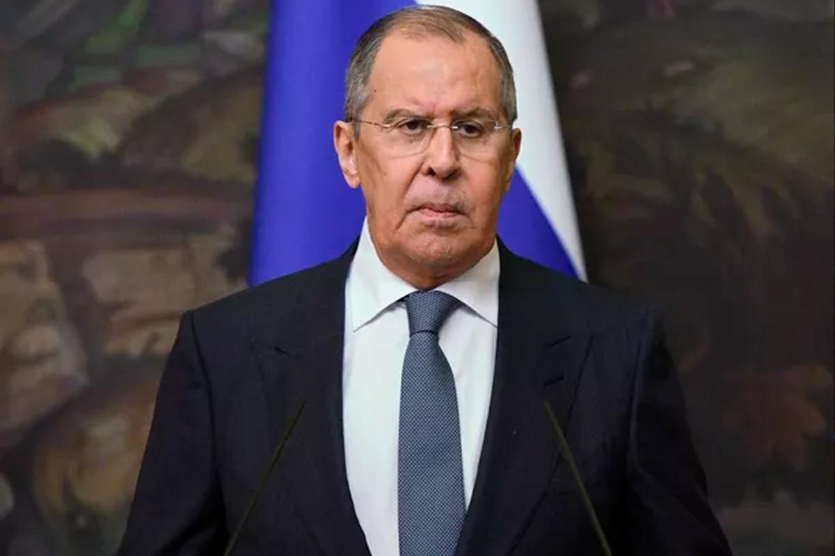 Лавров прокомментировал резкие заявления Макрона о России
