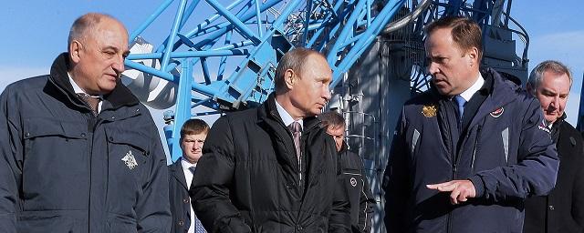Путин: На космодроме Восточный продолжают воровать деньги