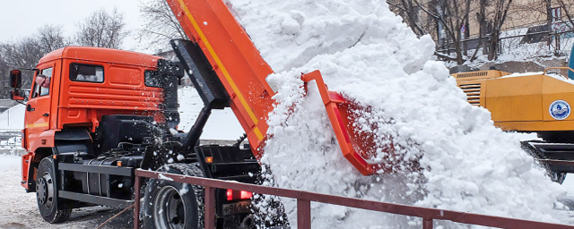 В Москве за сутки утилизировали более 240 тысяч кубометров снега