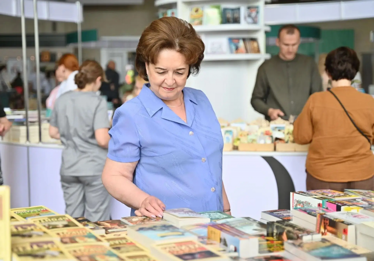 «Чтение – это модно, современно и очень интересно!»: Спикер Ивановской облдумы Марина Дмитриева о книжном фестивале «Читай – Отдыхай!»