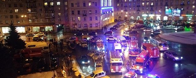 Власти заявили о 14 пострадавших в результате взрыва в Петербурге