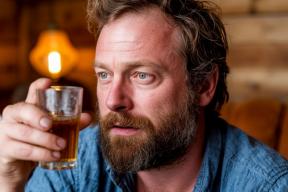 Россиянам посоветовали не опохмелятся утром 1 января