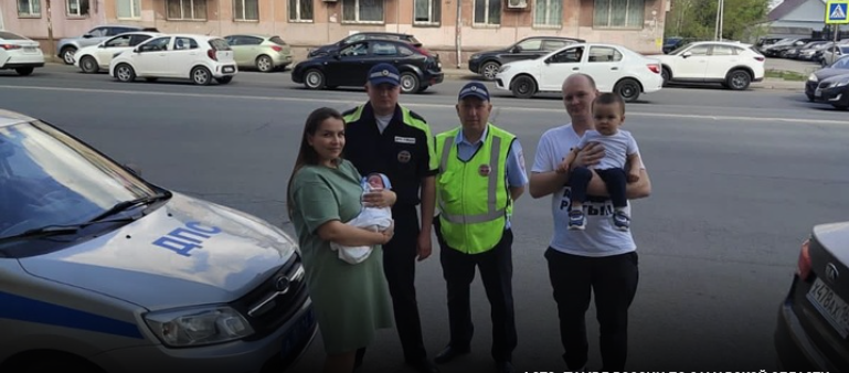 В Самаре полицейские помогли роженице вовремя добраться до роддома