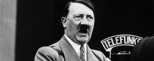 Экс-телохранитель Гитлера раскрыл подробности смерти фюрера