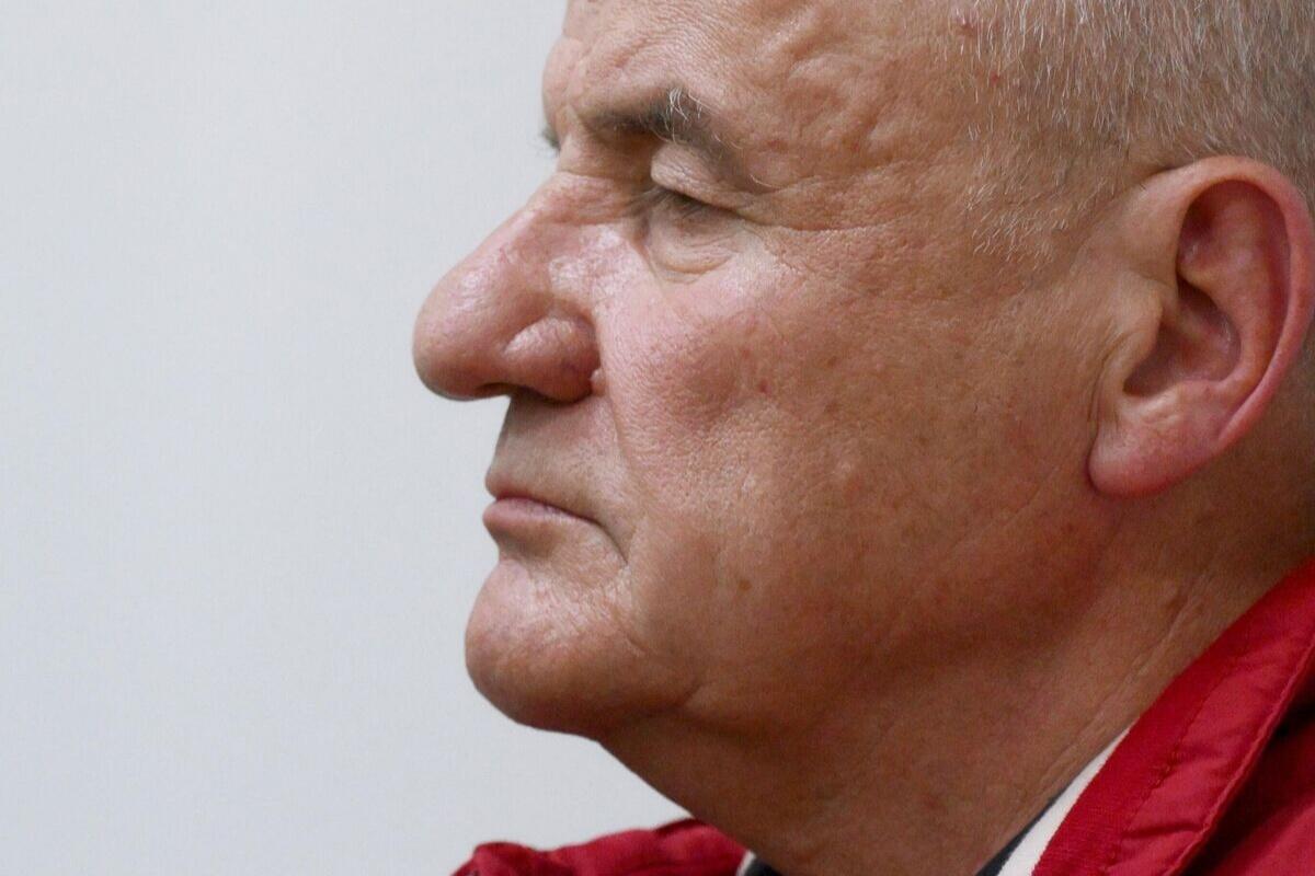 В суде озвучили список недвижимости экс-генерала Попова, построенной за счёт средств МО РФ