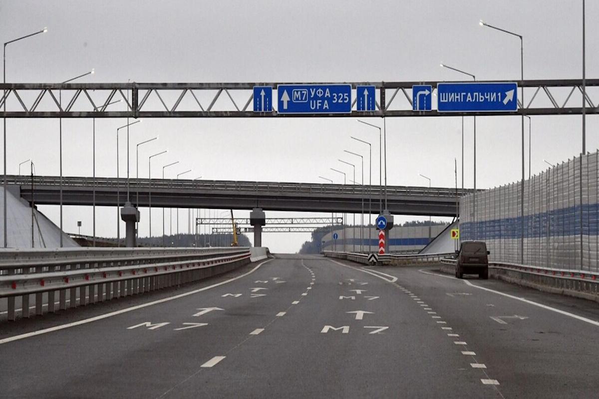 «Автодор» готовится ввести платный проезд на двух участках трассы М-12 Москва - Казань