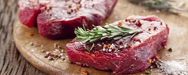 Диетолог Роксана Эхсани рекомендовала людям с болезнями почек отказаться от красного мяса