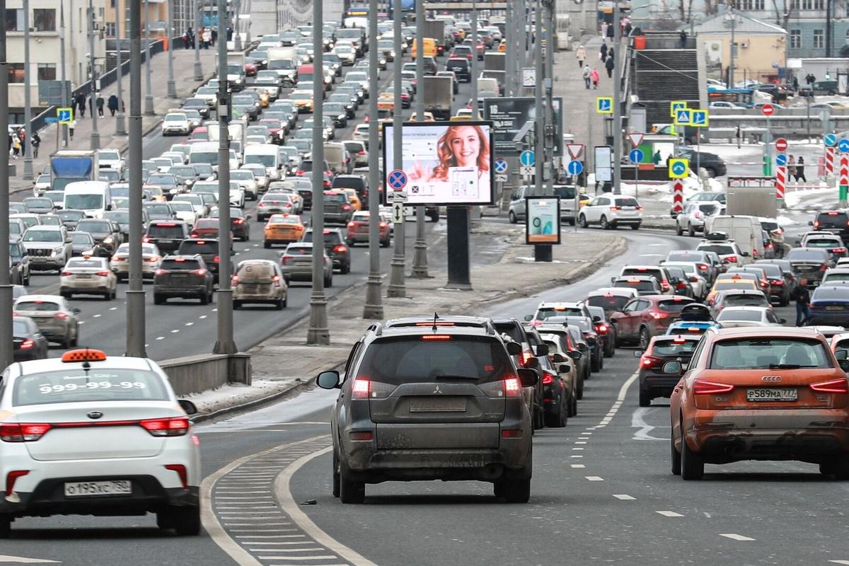 В столице проезд по МСД в часы пик станет дороже на три рубля