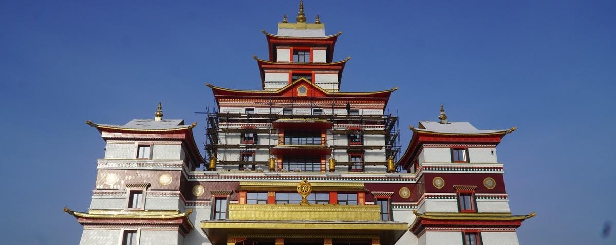 В 2024 году в Тыве при крупнейшем буддийском храме откроют восточный ресторан и медцентр