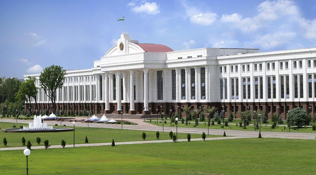 В Узбекистане парламент сможет проводить расследования
