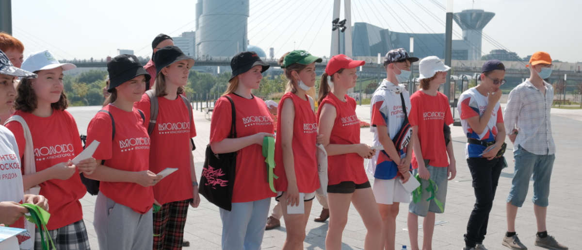 В Красногорске повесили более 100 лент в память о жертвах коронавируса