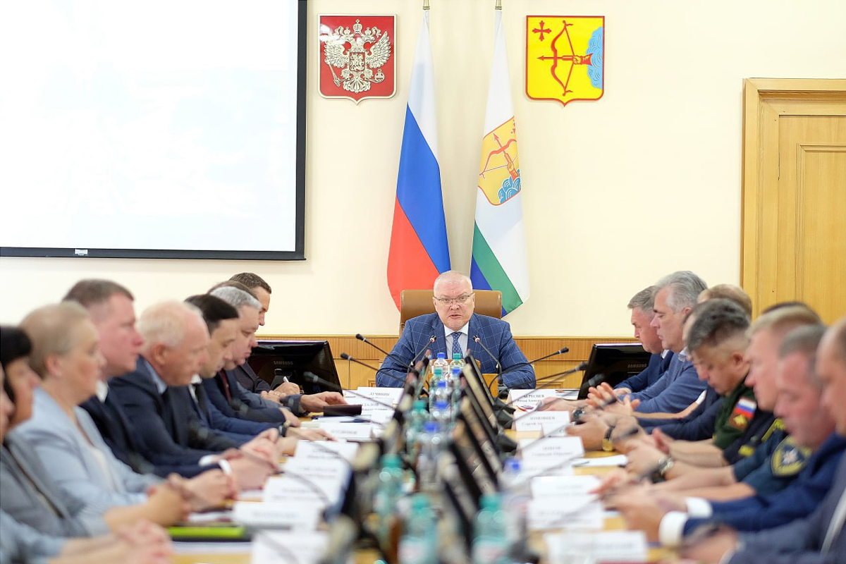 Губернатор Кировской области Александр Соколов подписал распоряжение об актуализации мер поддержки участников СВО