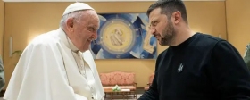 Exxpress: Зеленский нарушил ряд правил этикета на встрече с папой Римским