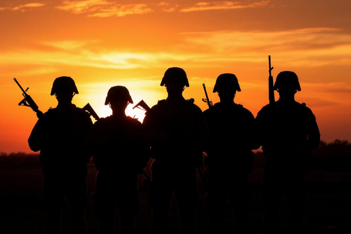 Своих жаль, украинцев — нет: почему Запад ведёт войну чужими руками и неплохо на этом наживается?