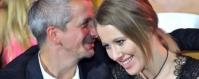 Блогер Елена Миро заговорила о скором разводе Собчак и Богомолова