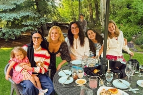 Супруга Брюса Уиллиса рассказала о поддержке Деми Мур