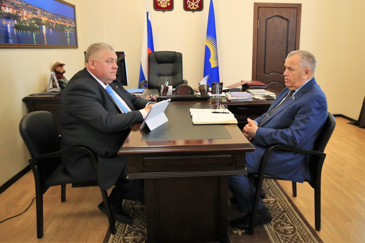Спикер Мурманской облдумы Сергей Дубовой: Очень важно, чтобы доступность почтовых услуг для населения росла