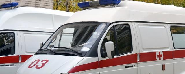 В Новосибирске прооперировали выпавшую из окна 13-летнюю девочку
