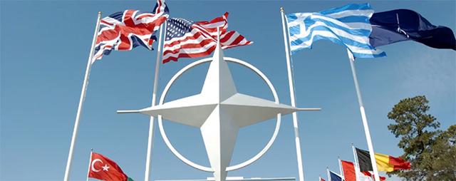 Столтенберг: НАТО не может игнорировать усиление Китая